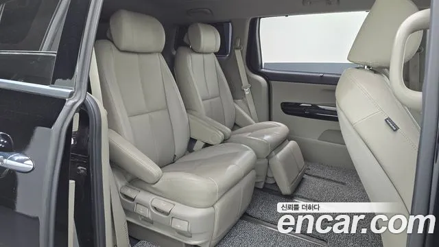 Kia The New Carnival id 2763288 из Кореи 13