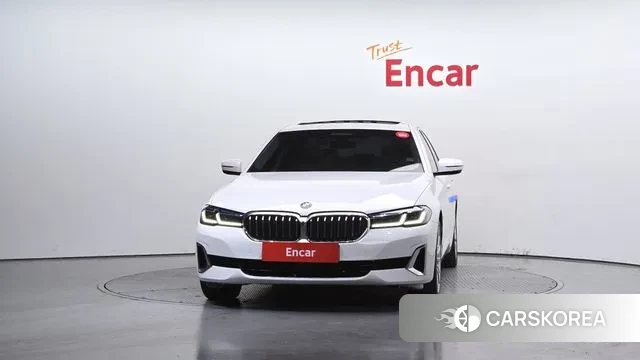 BMW 5 Series (G30) id 3462856 из Кореи 13