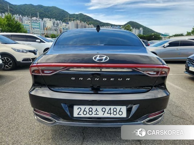 Hyundai The New Grandeur IG id 4419719 из Кореи 13