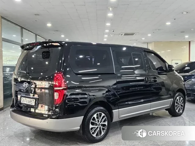 Hyundai The New Grand Starex id 3695401 из Кореи 11