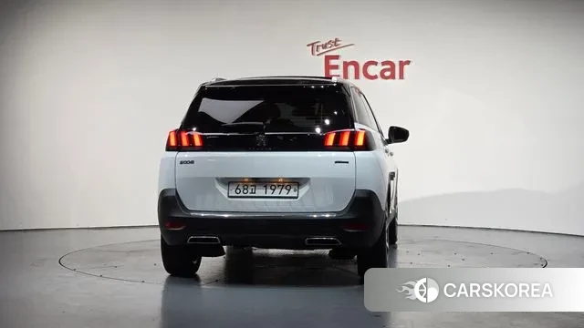 Peugeot 5008 second generation id 3033999 из Кореи 13