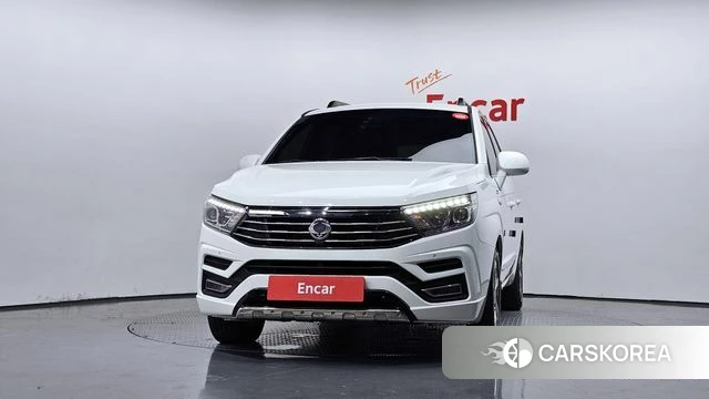 Ssangyong Korando Turismo id 4708943 из Кореи 23