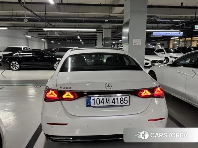 Mercedes-Benz E-Class W214 2025 Белый из Кореи, фото 4