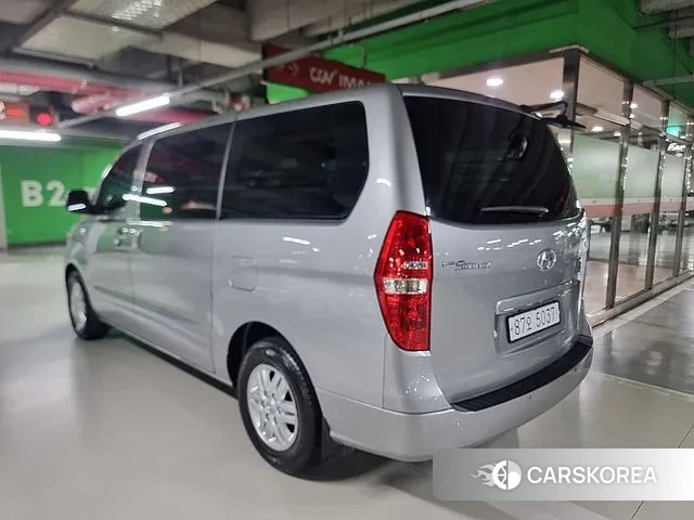 Hyundai The New Grand Starex id 3055387 из Кореи 13