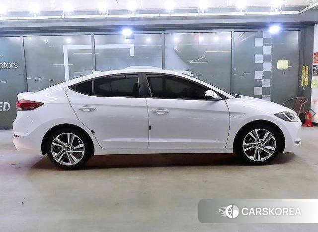 Hyundai Avante AD id 3796208 из Кореи 13