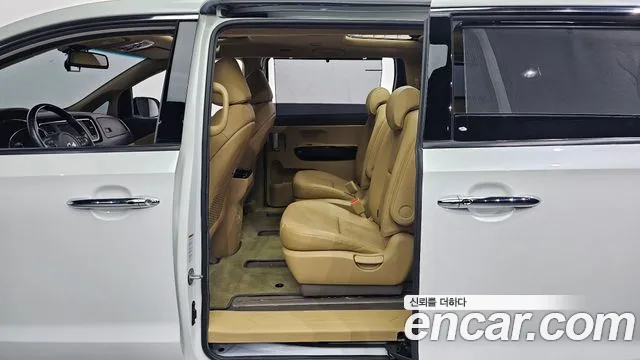 Kia The New Carnival id 2577034 из Кореи 13