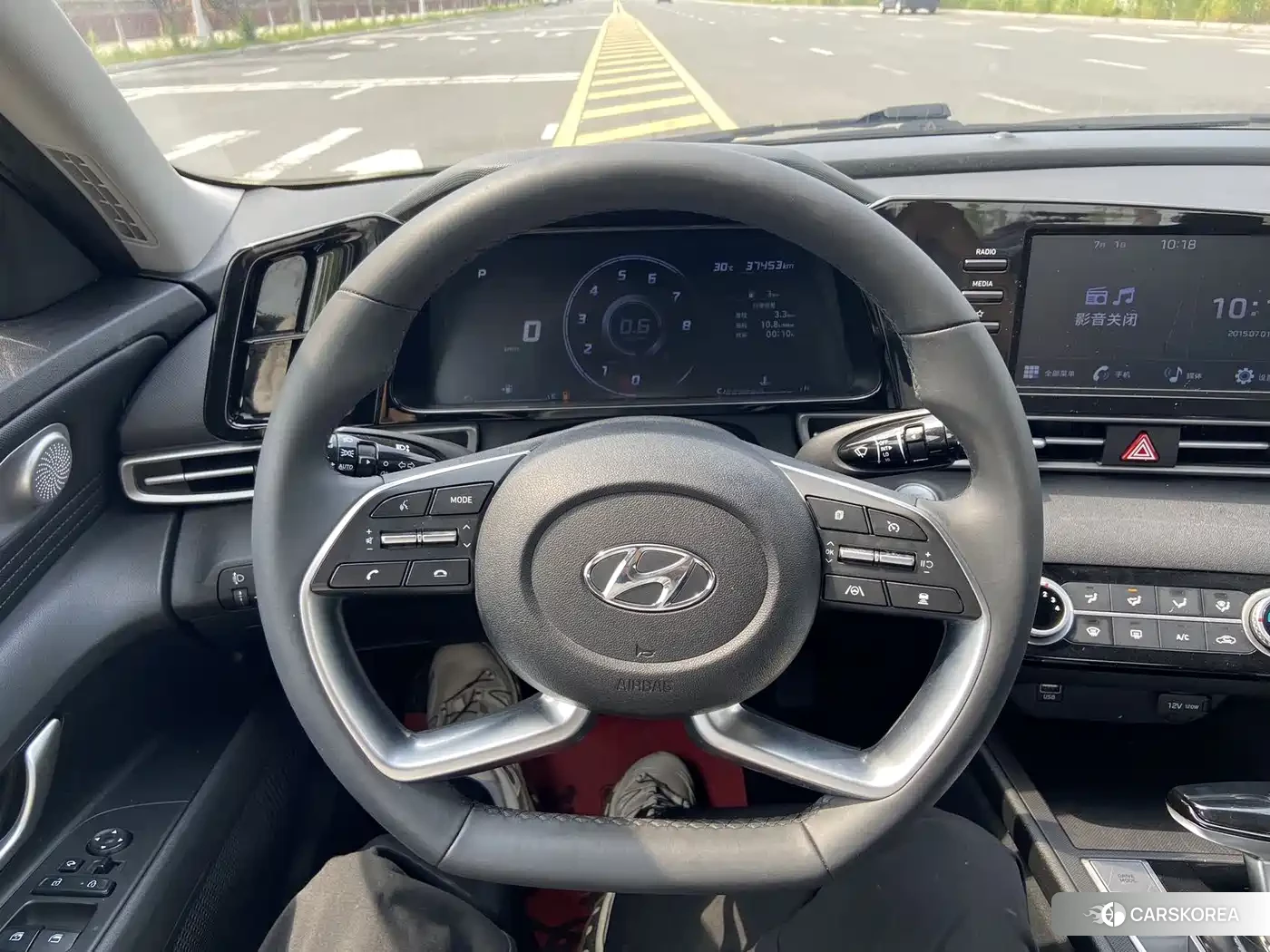 Hyundai Elantra id 4622381 из Китая 11