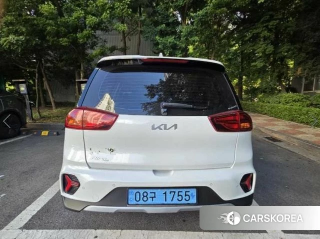 Kia Niro Plus 2022 Белый из Кореи, фото 4