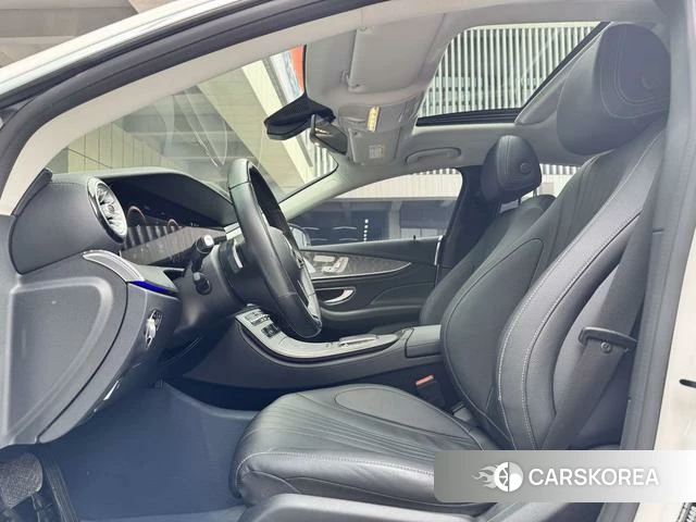 Mercedes-Benz CLS 2022 Белый из Китая, фото 4