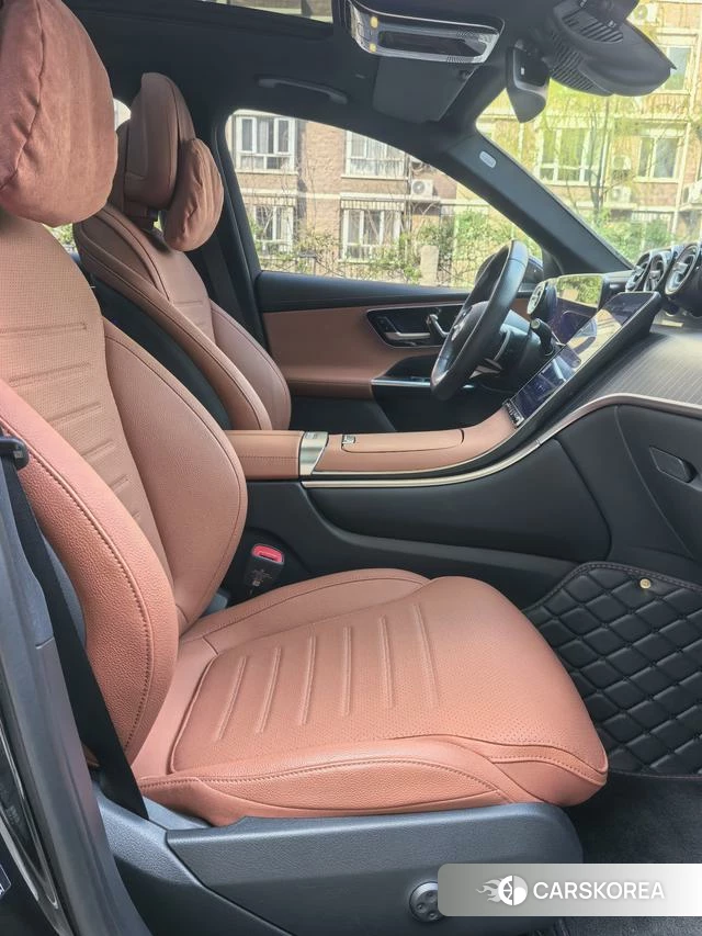 Mercedes-Benz GLC 2024 Черный из Китая, фото 3