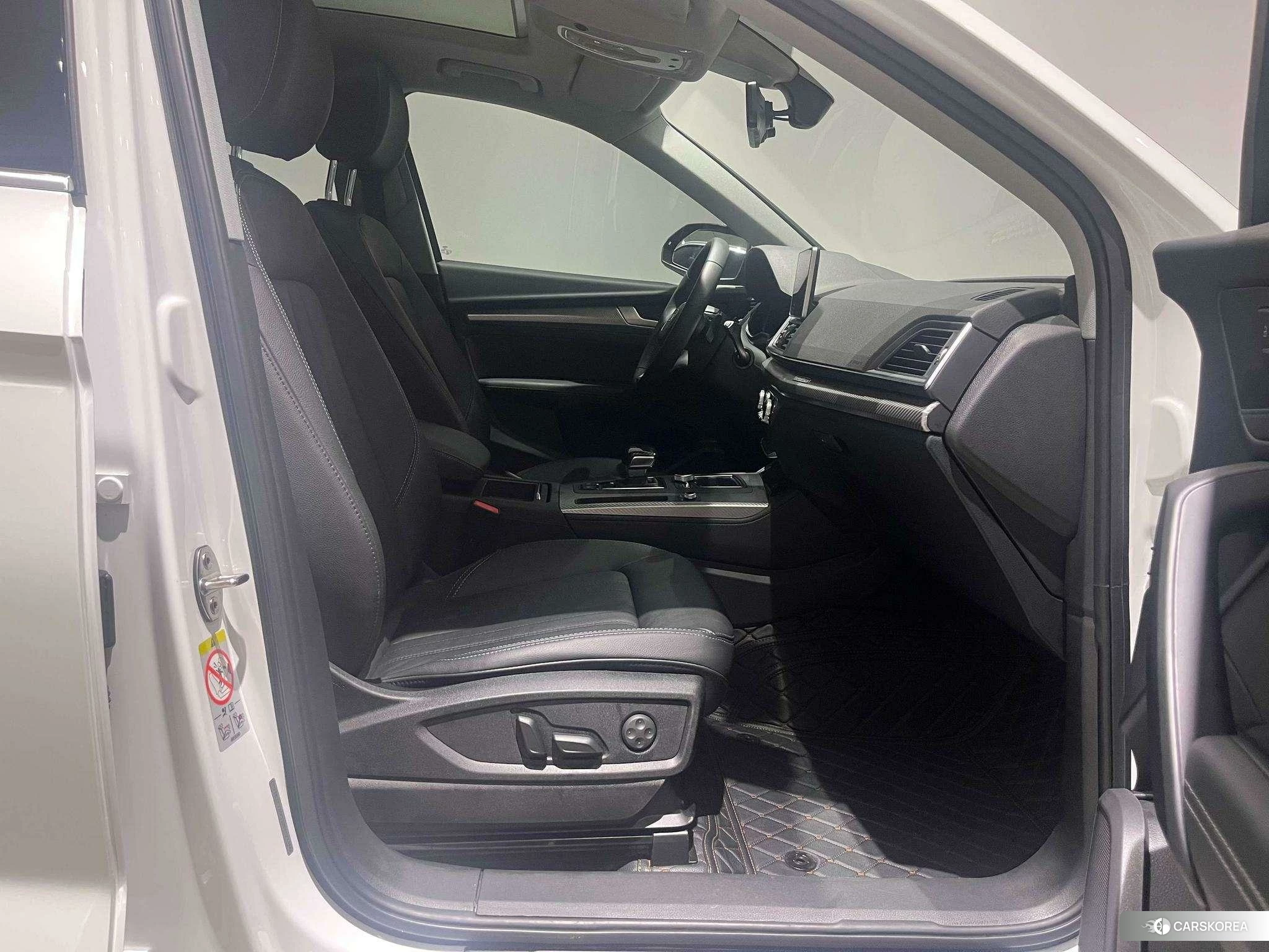 Audi Q5L id 4453009 из Китая 10