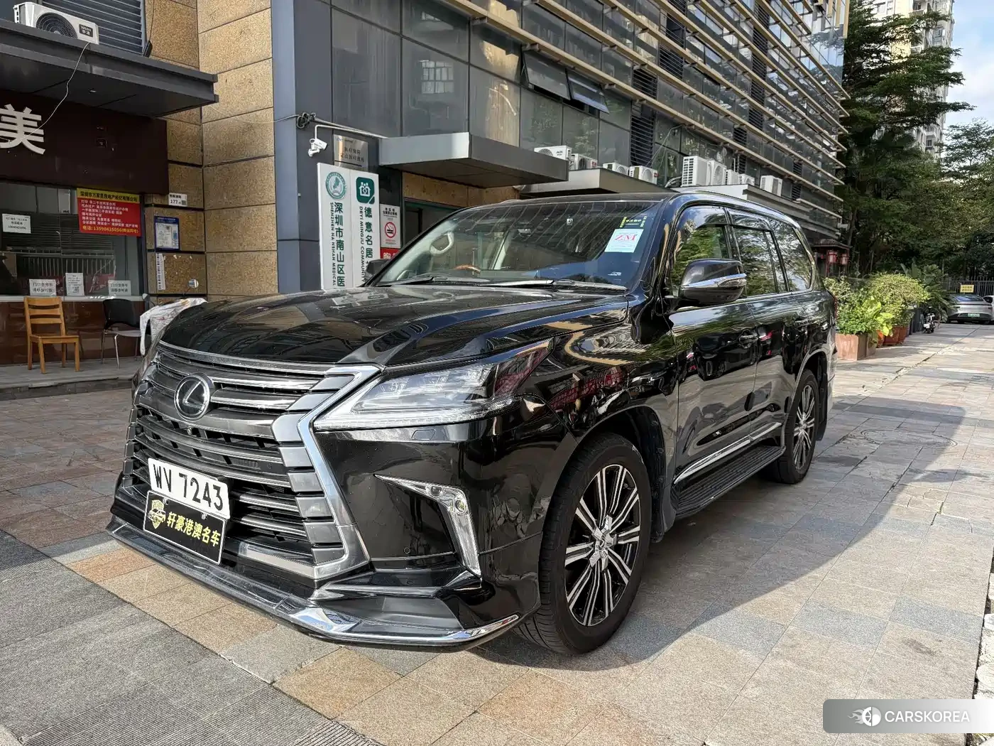 Lexus LX id 4546027 из Китая 19