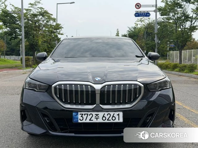 BMW 5 Series (G60) id 4630296 из Кореи 13