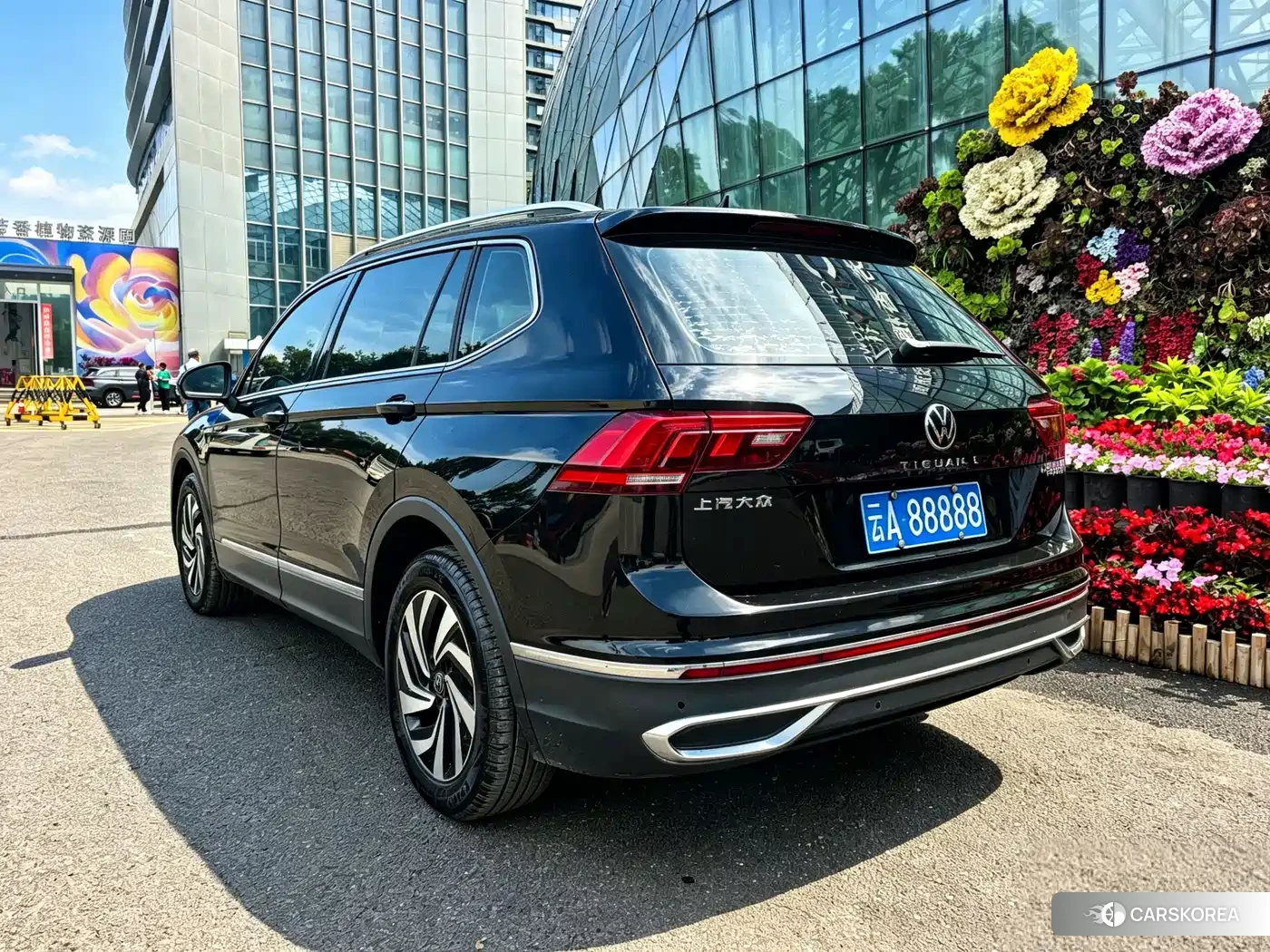 Volkswagen Tiguan L id 4576477 из Китая 10