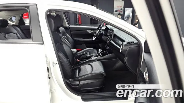 Kia Come New K3 id 2656455 из Кореи 13