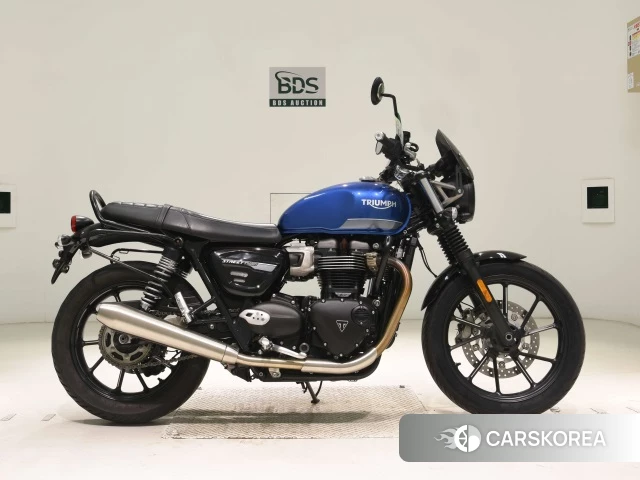Triumph STREET TWIN 2022 из Японии, фото 3