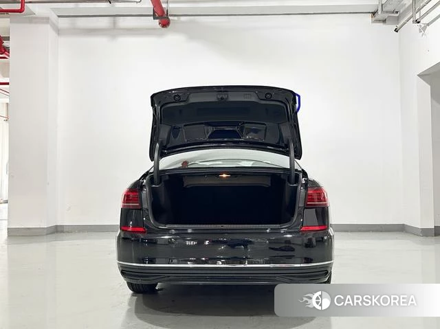 Volkswagen Passat id 4348892 из Китая 13