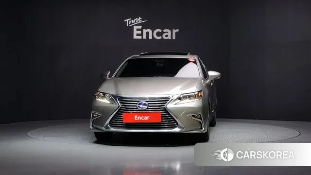 Lexus New ES300h id 3045639 из Кореи 13