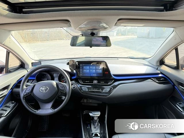 Toyota C-HR id 4259215 из Китая 8