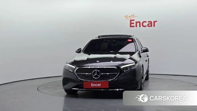 Mercedes-Benz E-Class W214 id 4612574 из Кореи 13