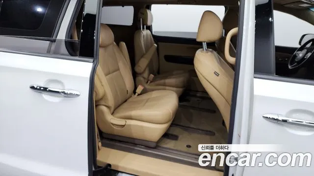 Kia The New Carnival id 2654387 из Кореи 13