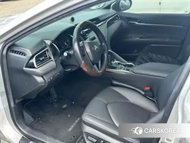 Toyota Camry (XV70) 2018 Серебряный из Кореи, фото 4