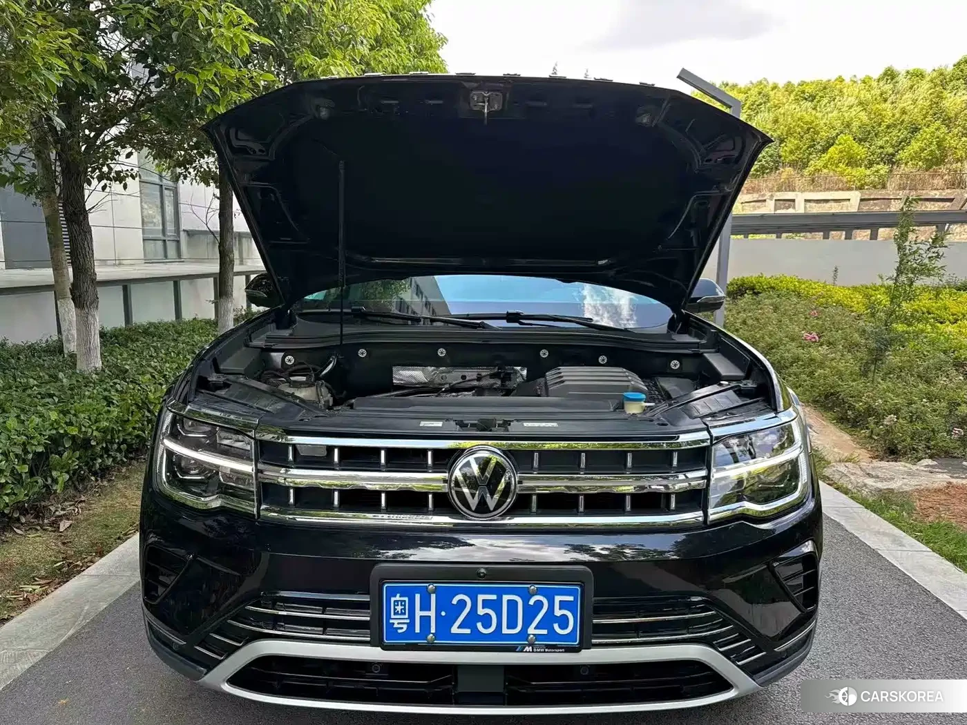 Volkswagen Touareg id 4600882 из Китая 13