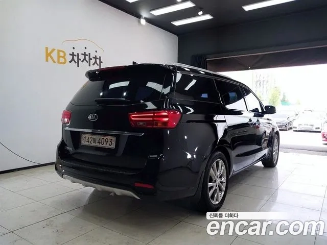 Kia The New Carnival id 2912818 из Кореи 13