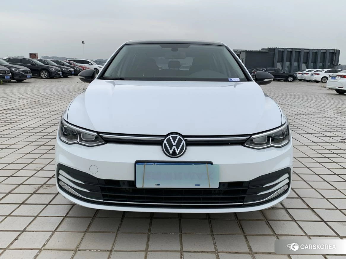 Volkswagen Golf 2021 Белый из Китая, фото 3