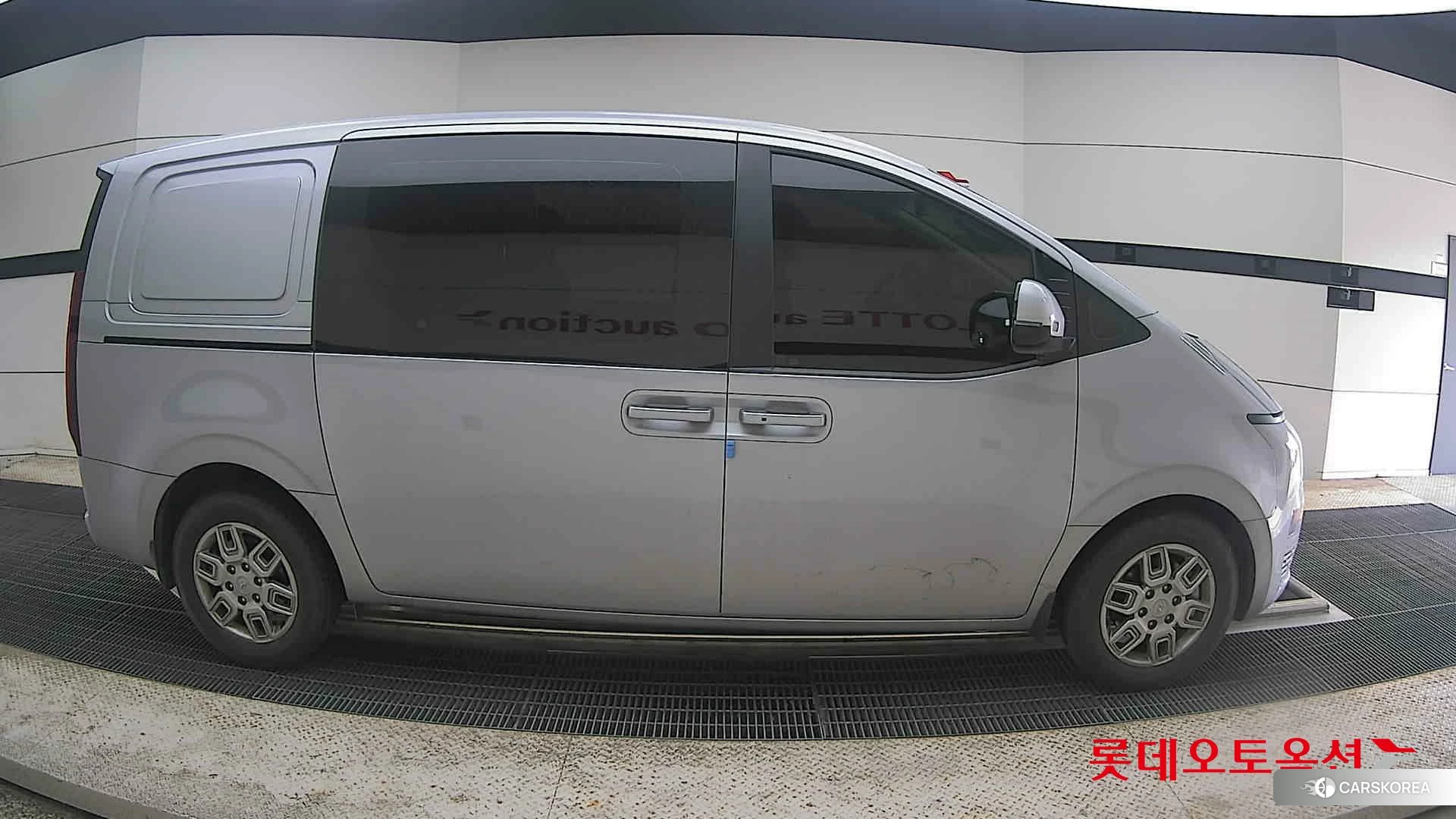 Hyundai Staria id 4289417 из Кореи 23