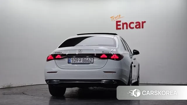 Mercedes-Benz E-Class W214 id 3706630 из Кореи 13