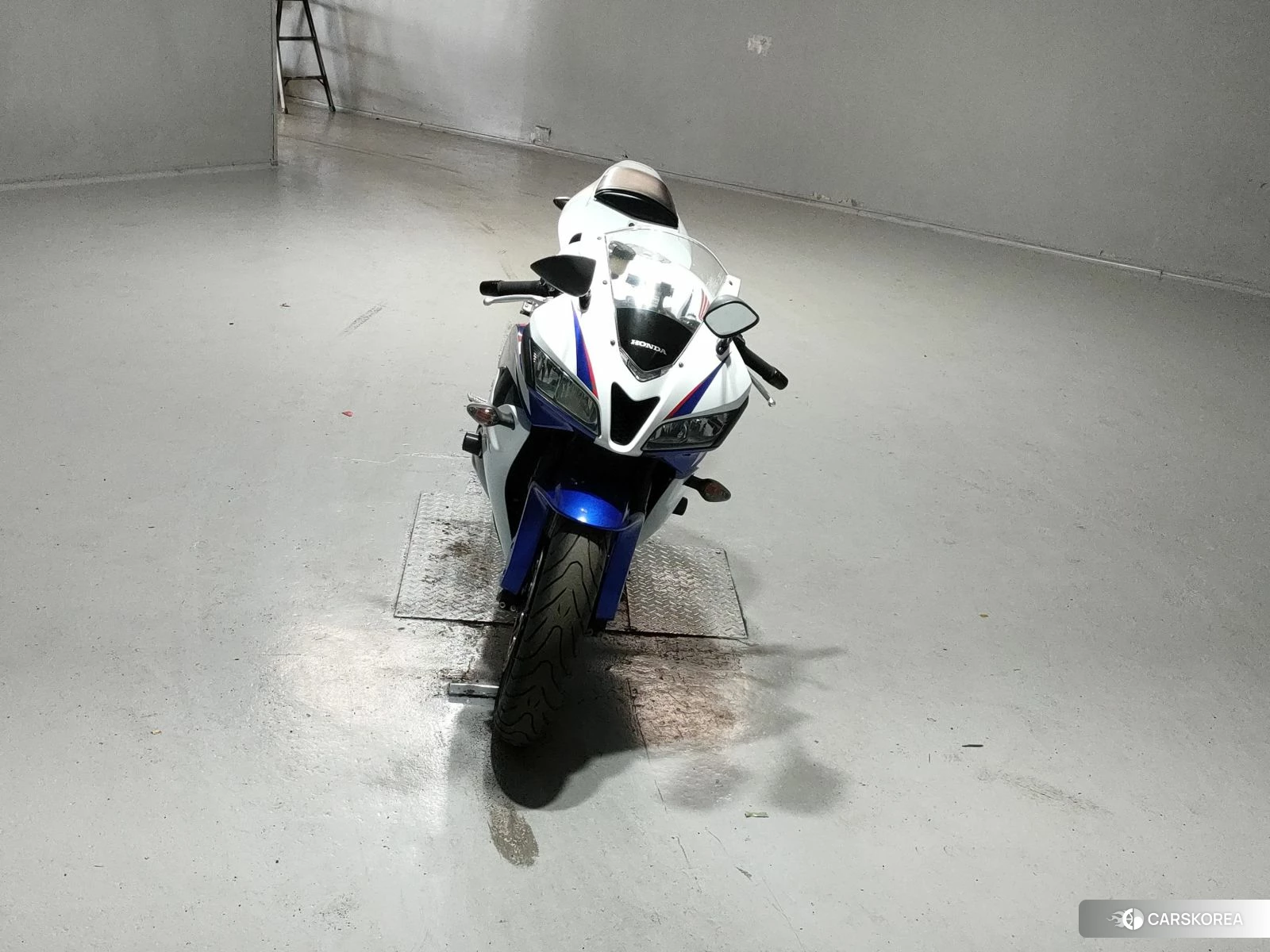 Проданный Honda CBR600RR 2011 из Японии, фото 3