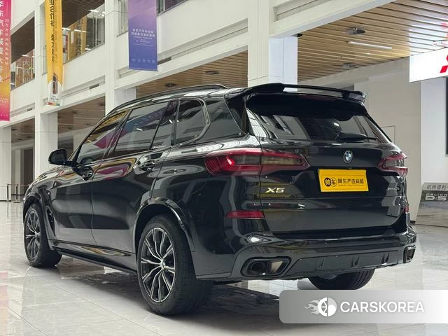 BMW X5 2023 Черный из Китая, фото 3