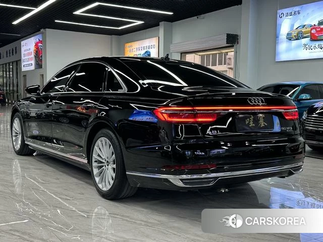 Audi A8 id 4235902 из Китая 11