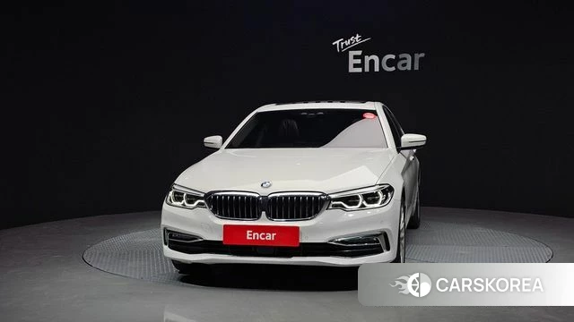 BMW 5 Series (G30) id 3845729 из Кореи 13