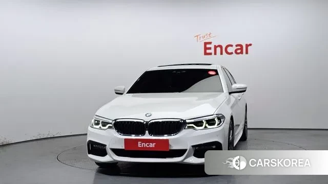 BMW 5 Series (G30) id 2995712 из Кореи 13