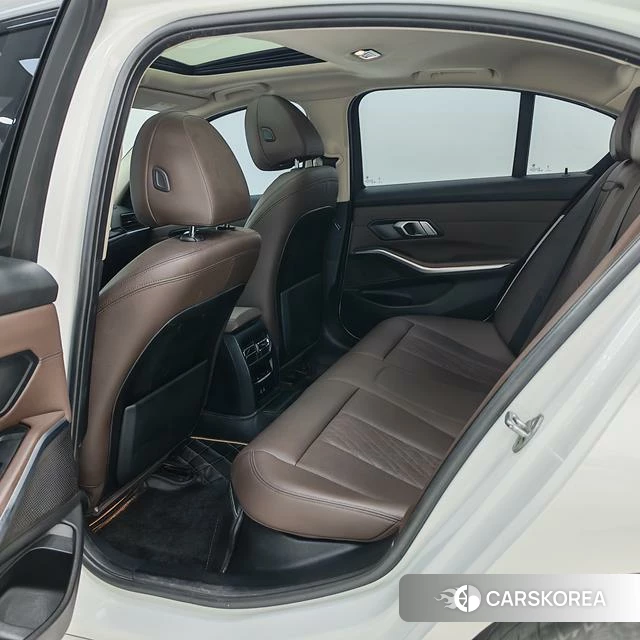 BMW 3 series id 4274260 из Китая 10