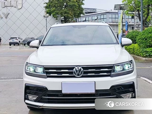 Volkswagen Tiguan L id 4365668 из Китая 9