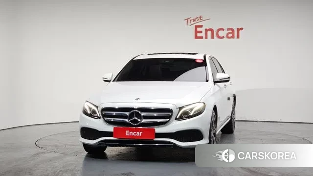 Mercedes-Benz E-Class W213 id 3509412 из Кореи 13