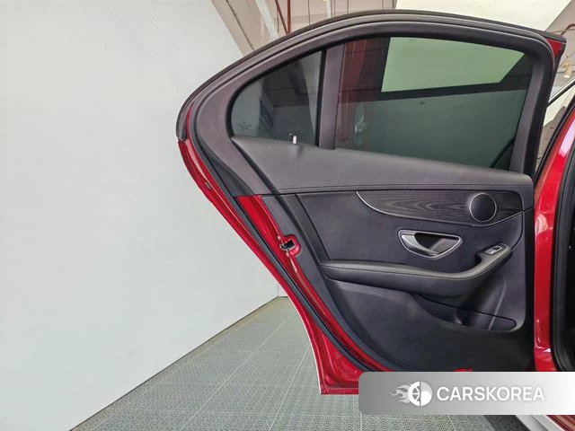 Mercedes-Benz Class C id 4353348 из Китая 13