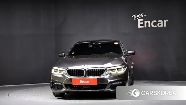 BMW 5 Series (G30) id 2970652 из Кореи 13