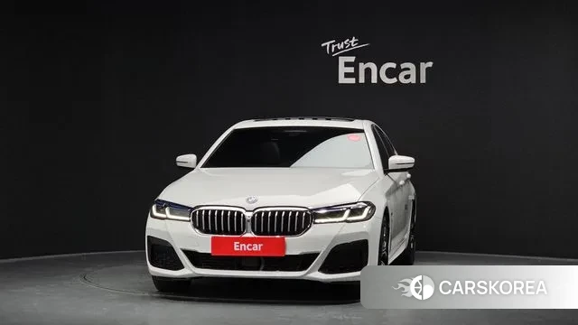 BMW 5 Series (G30) id 2884816 из Кореи 13