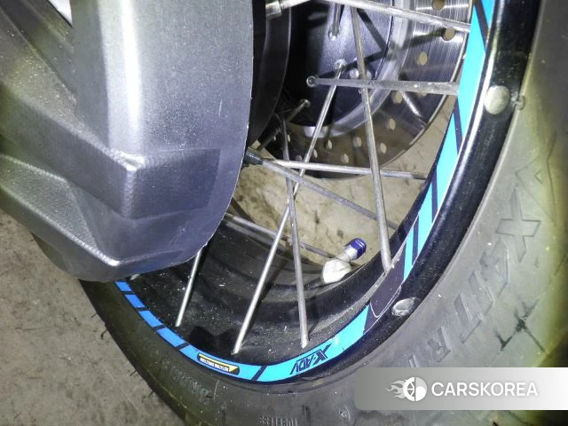 Проданный Honda X-ADV 750 id 4184634 из Японии, фото 23