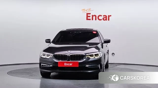 BMW 5 Series (G30) id 3469946 из Кореи 13