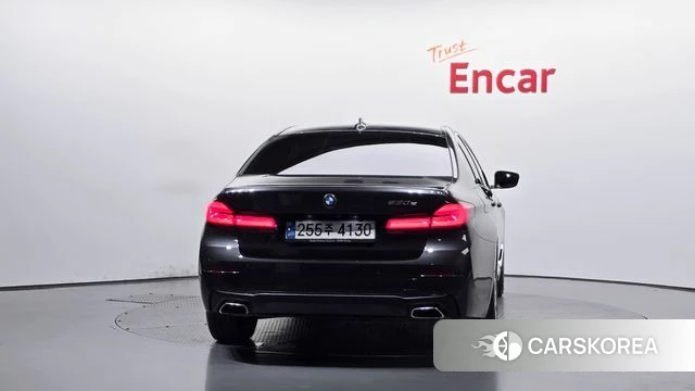 BMW 5 Series (G30) id 4666927 из Кореи 23