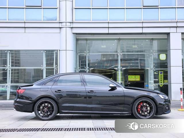 Audi S4 id 4353190 из Китая 21