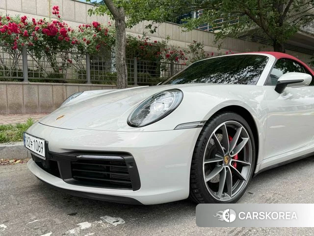Porsche 911(992) id 4408536 из Кореи 13