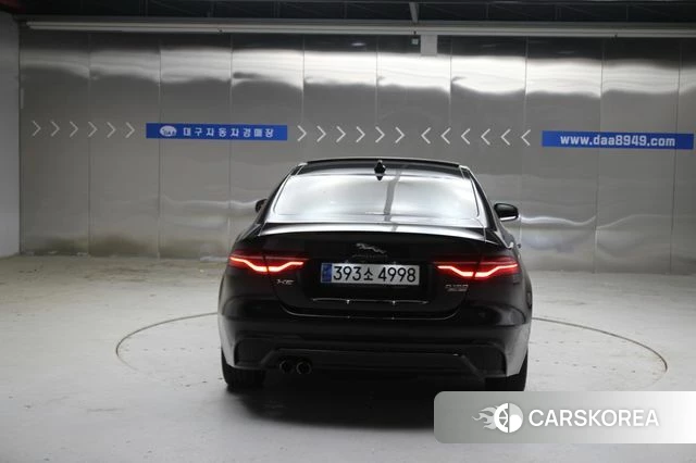 Jaguar XE id 3828109 из Кореи 13