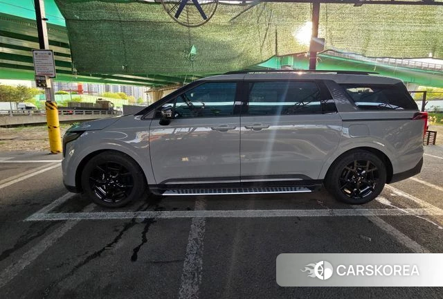 Kia The New Carnival 4th Generation 2024 Серебристо-серый из Кореи, фото 3