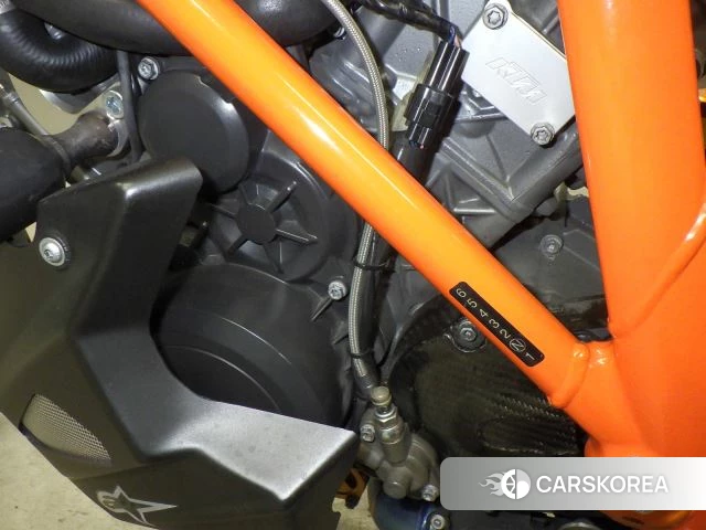 Engine photo
